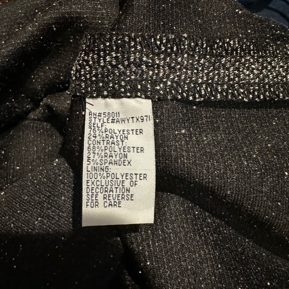 Elegant Black and Gray Dress - Picture 5 of 5